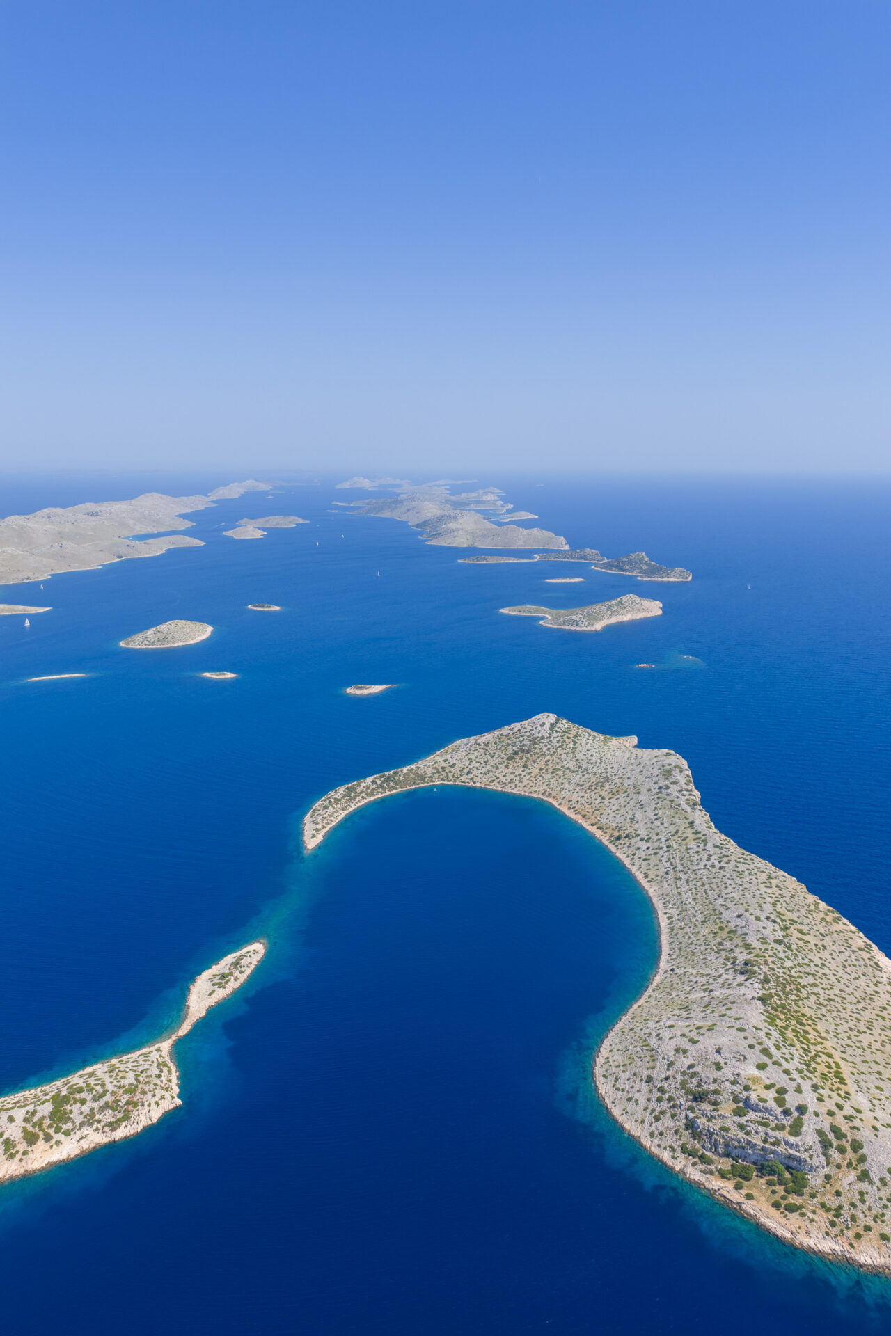 Gallery img - https://boattourzadar.sutra-cms.com/wp-content/uploads/2025/04/DJI_20250608151009_0272_D.jpg