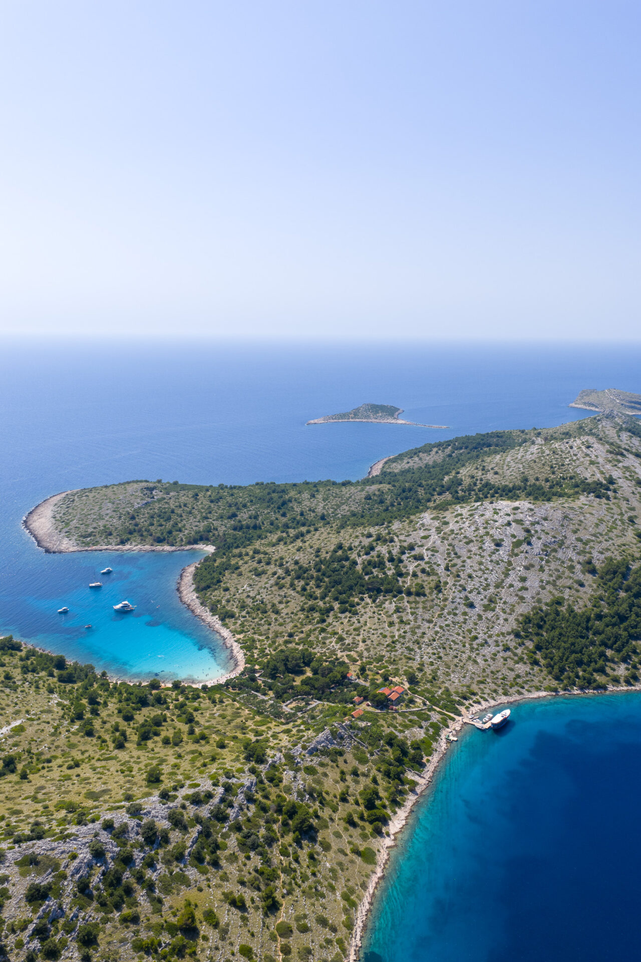 Gallery img - https://boattourzadar.sutra-cms.com/wp-content/uploads/2025/04/DJI_20250608151254_0287_D.jpg